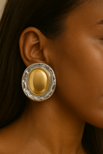Load image into Gallery viewer, Zamira Earrings 💧
