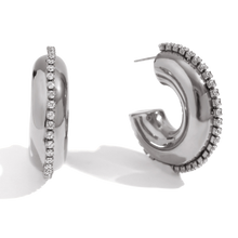 Load image into Gallery viewer, Glam Mary Earrings
